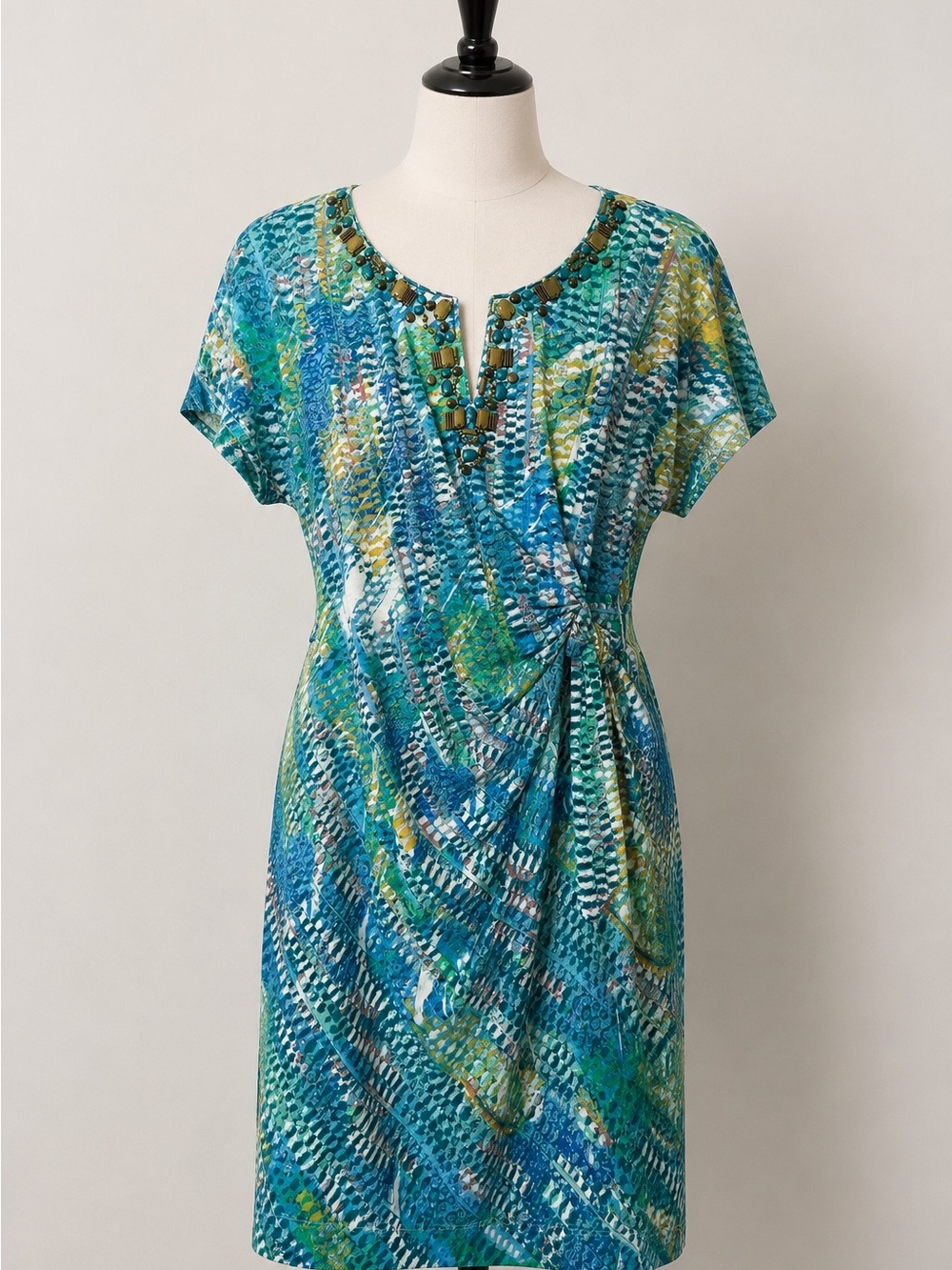 Donna Morgan Elegant Blue and Green Patterned Jersey Dress